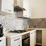 דירה Marisa House