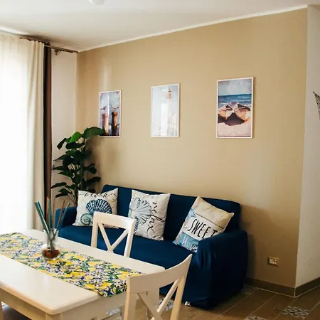 Marisa House Giardini Naxos