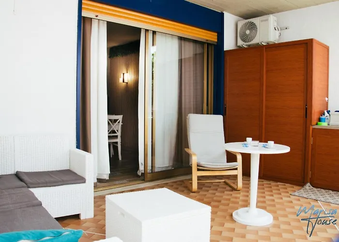 Marisa House Apartment