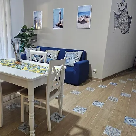 Daire Marisa House Giardini Naxos