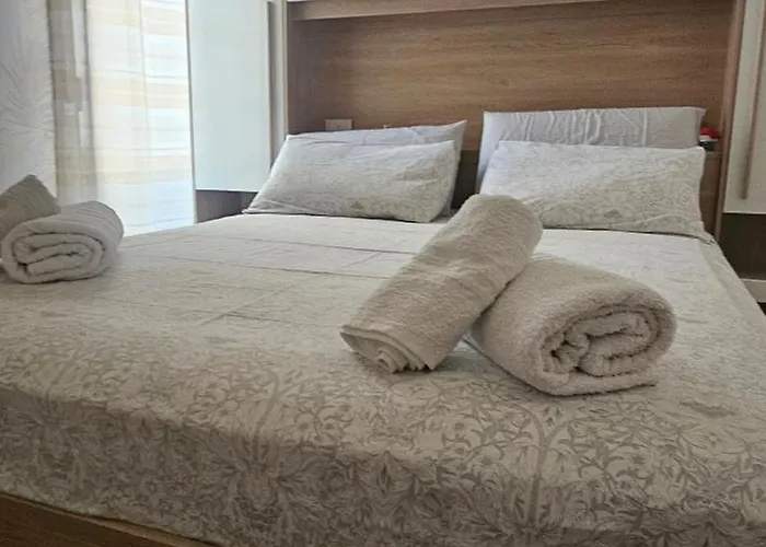 Marisa House ジャルディーニ・ナクソス